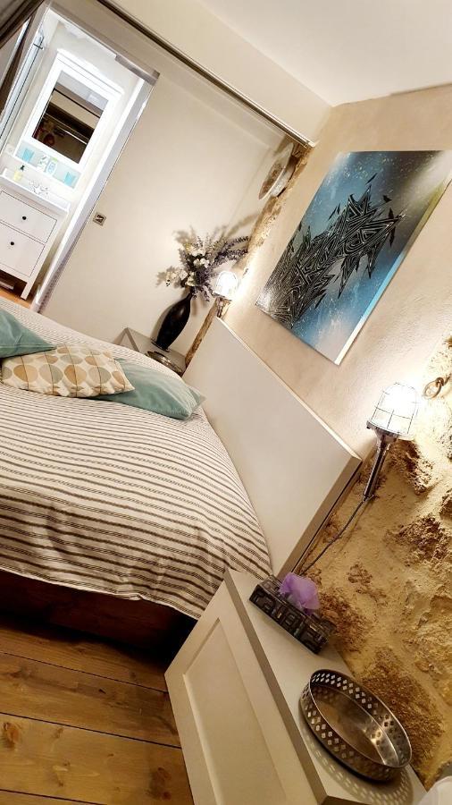 Dans De Flaux Apartment *